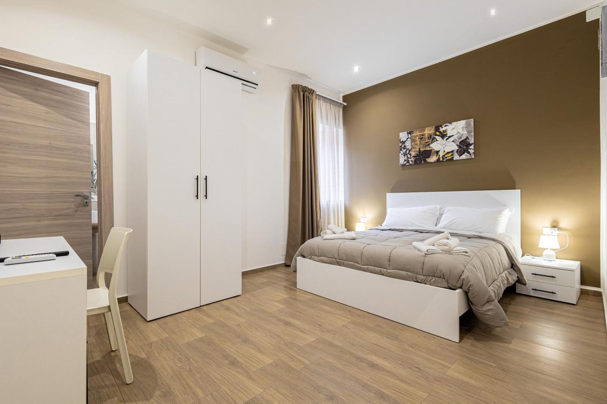 Regina Rooms — Photos 2
