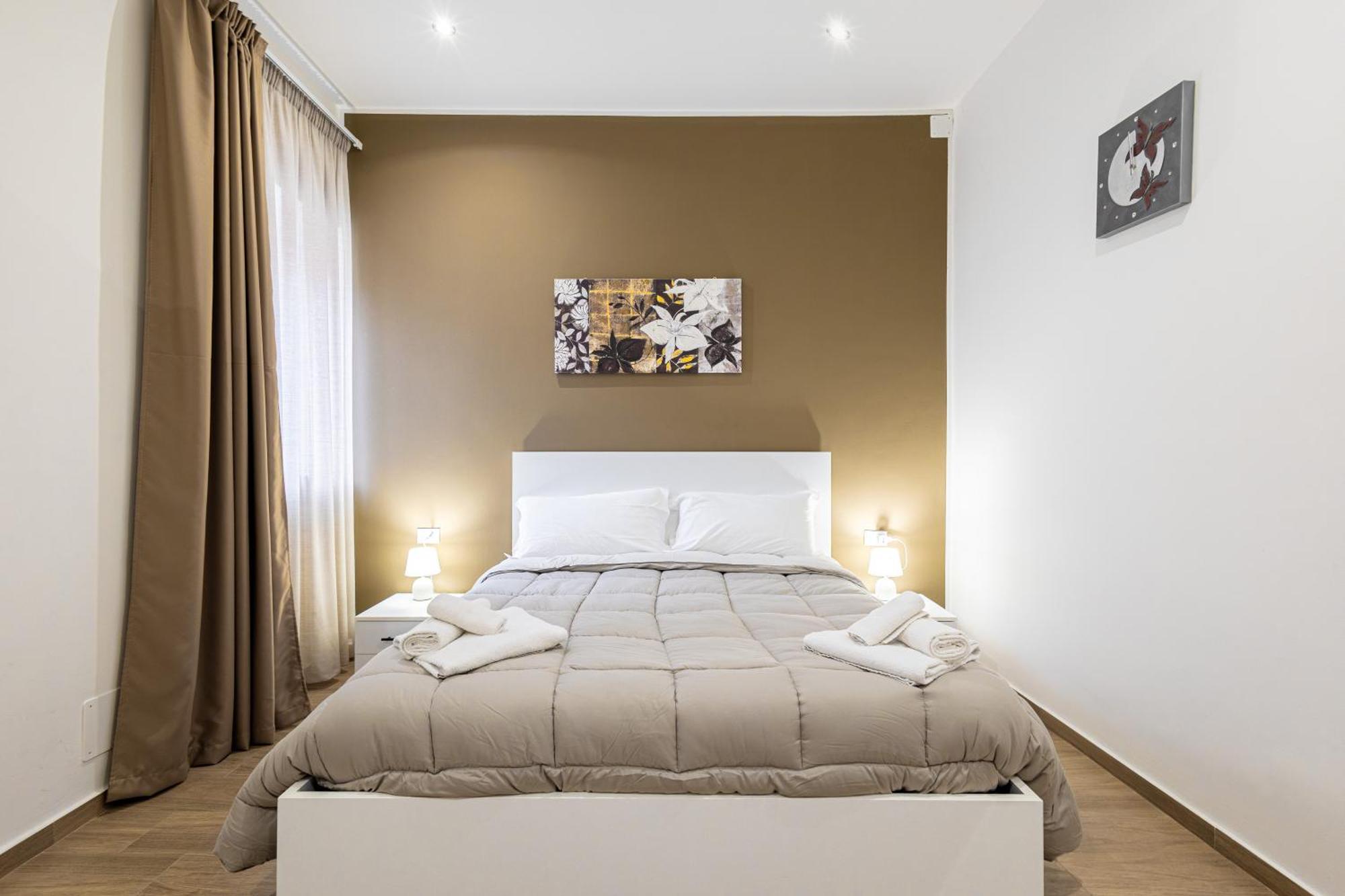 Regina Rooms, Palermo